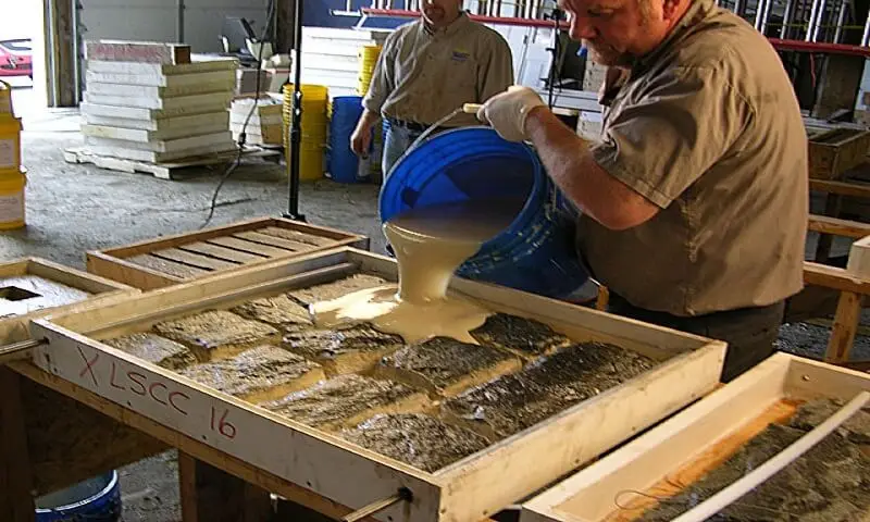 Как нужно заливать матрицы при изготовлении полиуретановых форм Как нужно заливать матрицы при изготовлении полиуретановых форм